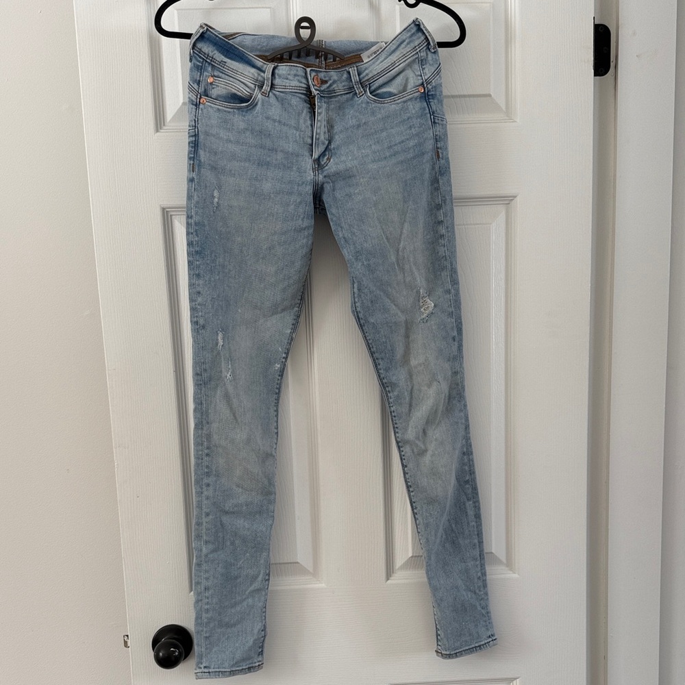 H&M Light Blue Skinny Jeans